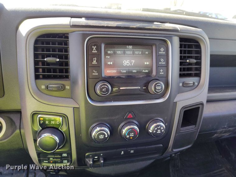 image for item YA1400 2016 RAM 1500 pickup truck