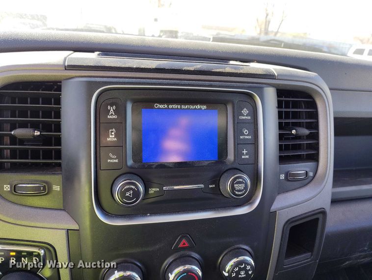 image for item YA1400 2016 RAM 1500 pickup truck