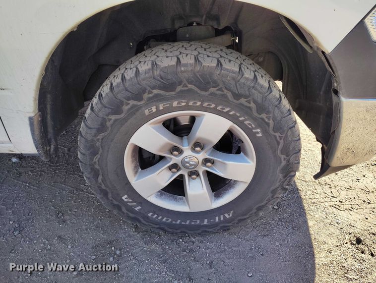 image for item YA1400 2016 RAM 1500 pickup truck