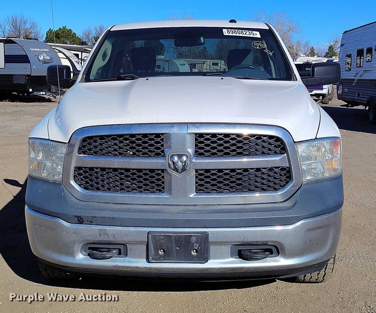 image for item YA1401 2016 RAM 1500 pickup truck