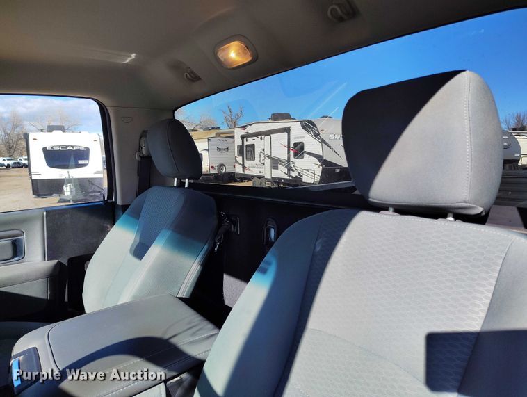 image for item YA1401 2016 RAM 1500 pickup truck