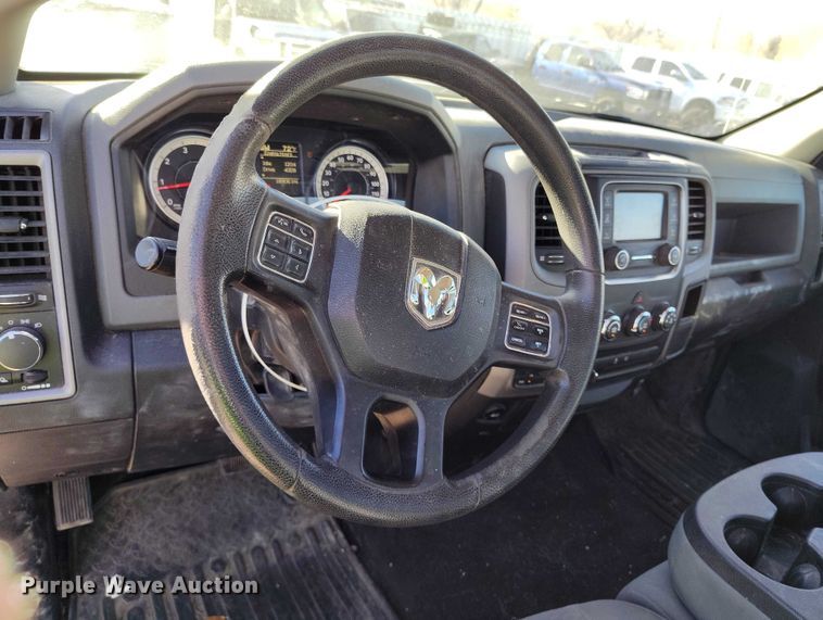 image for item YA1401 2016 RAM 1500 pickup truck