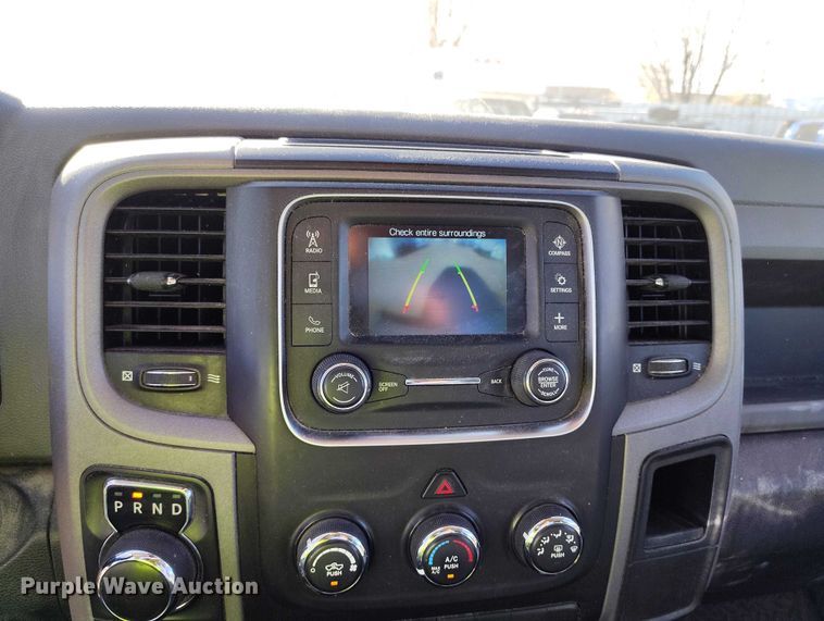 image for item YA1401 2016 RAM 1500 pickup truck