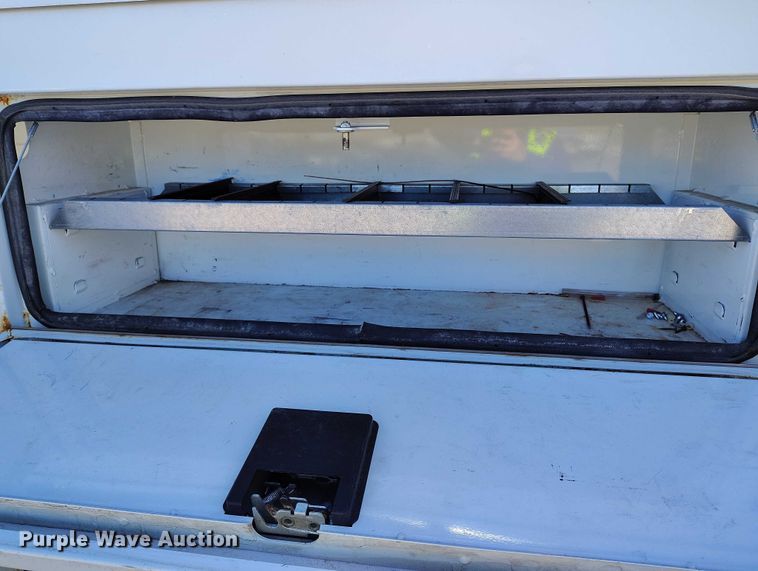 image for item YA1402 2016 Chevrolet Silverado 2500HD utility bed pickup truck