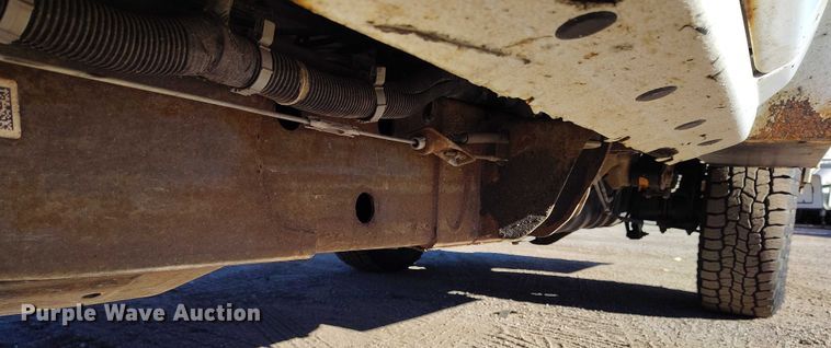 image for item YA1402 2016 Chevrolet Silverado 2500HD utility bed pickup truck