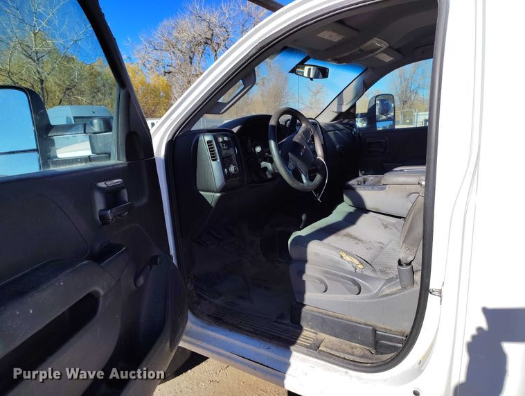 image for item YA1402 2016 Chevrolet Silverado 2500HD utility bed pickup truck