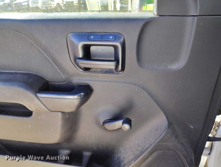 image for item YA1402 2016 Chevrolet Silverado 2500HD utility bed pickup truck