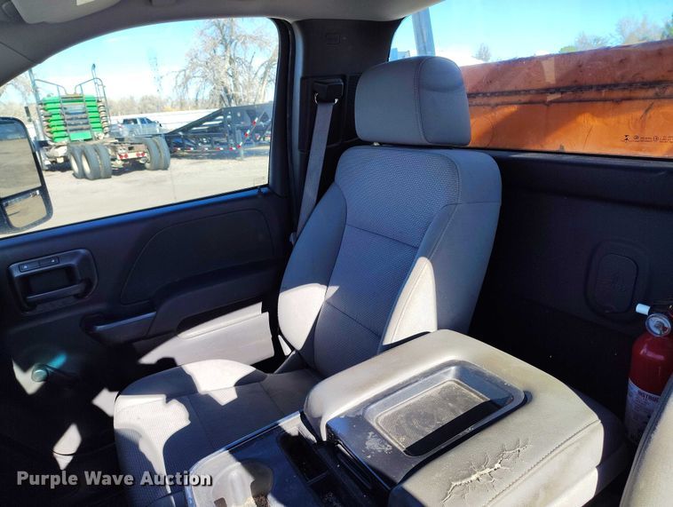 image for item YA1402 2016 Chevrolet Silverado 2500HD utility bed pickup truck