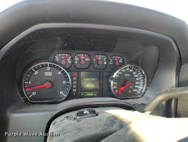 image for item YA1402 2016 Chevrolet Silverado 2500HD utility bed pickup truck