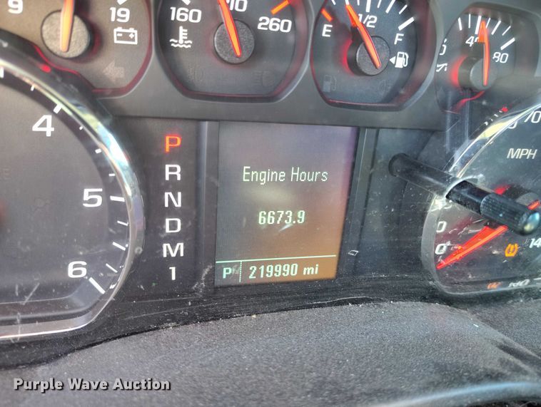 image for item YA1402 2016 Chevrolet Silverado 2500HD utility bed pickup truck