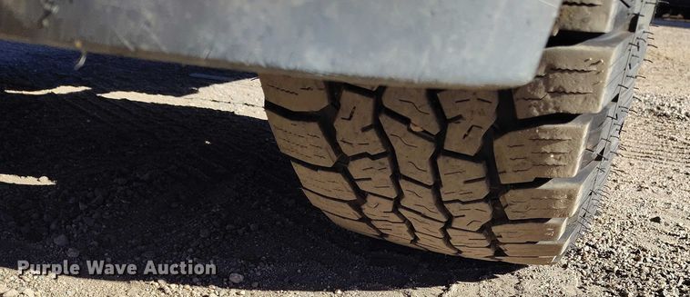 image for item YA1402 2016 Chevrolet Silverado 2500HD utility bed pickup truck