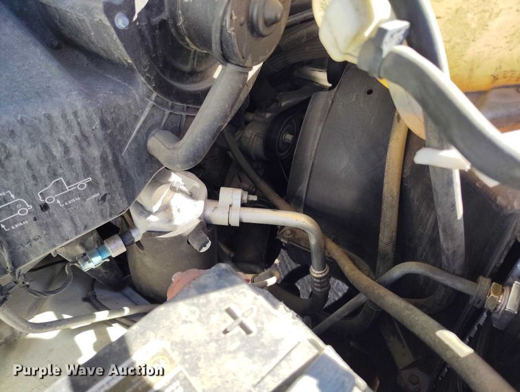 image for item YA1403 2016 Chevrolet Express 2500 van