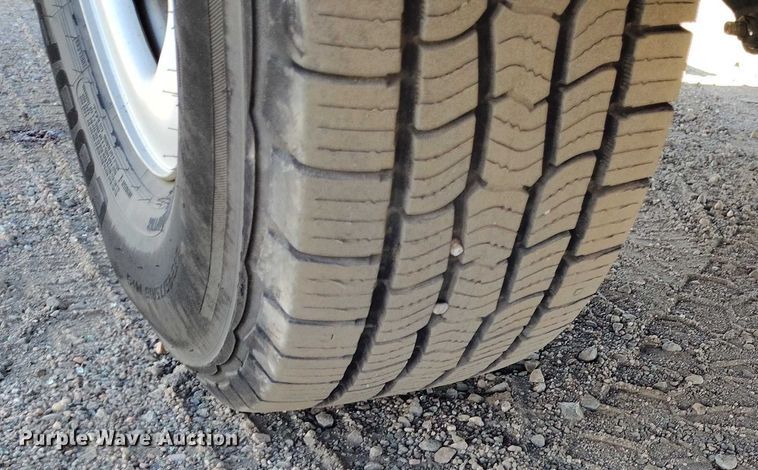 image for item YA1403 2016 Chevrolet Express 2500 van