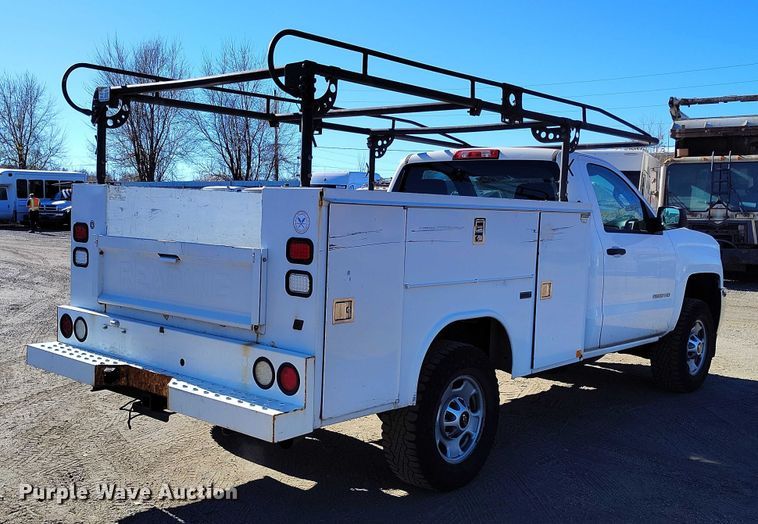 image for item YA1404 2018 Chevrolet Silverado 2500HD utility bed pickup truck