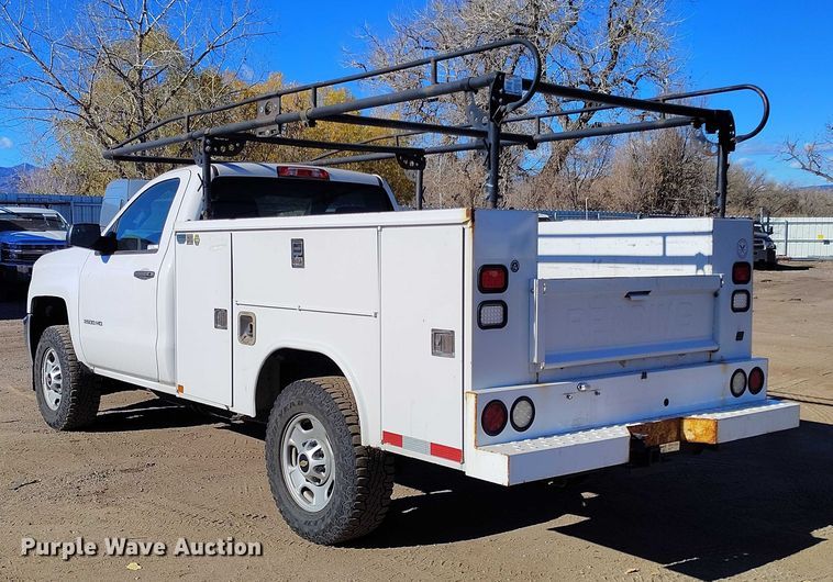 image for item YA1404 2018 Chevrolet Silverado 2500HD utility bed pickup truck