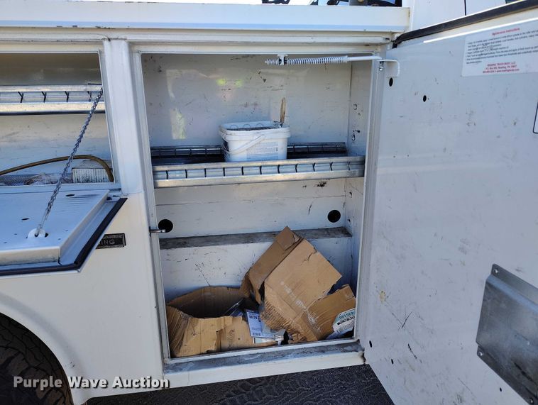 image for item YA1404 2018 Chevrolet Silverado 2500HD utility bed pickup truck