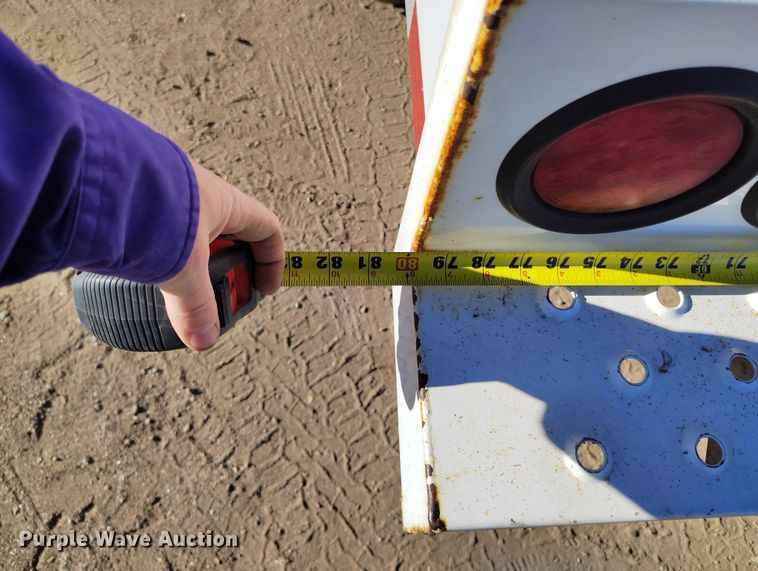 image for item YA1404 2018 Chevrolet Silverado 2500HD utility bed pickup truck