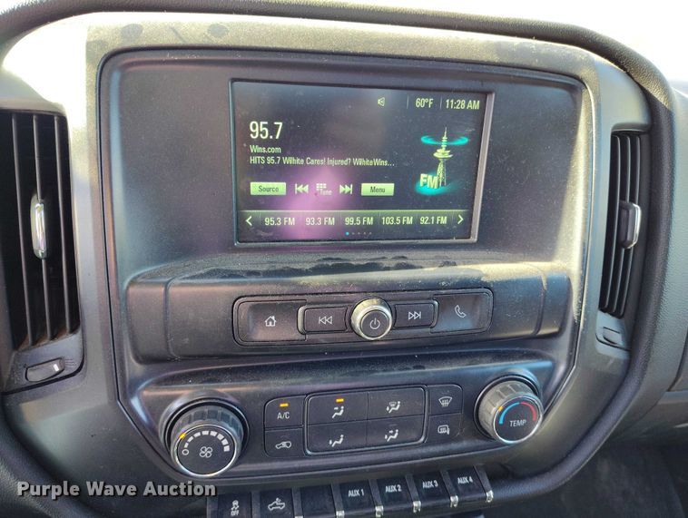 image for item YA1404 2018 Chevrolet Silverado 2500HD utility bed pickup truck