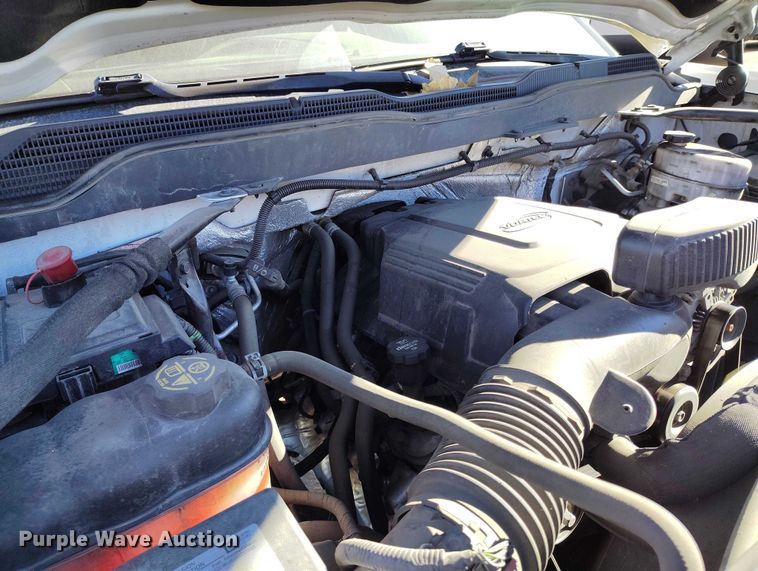 image for item YA1404 2018 Chevrolet Silverado 2500HD utility bed pickup truck