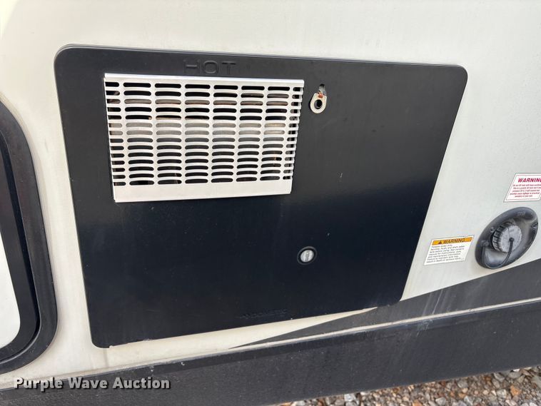 image for item YA1609 2020 Heartland  Wilderness camper