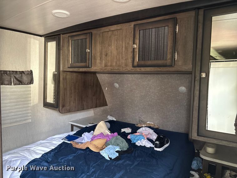 image for item YA1609 2020 Heartland  Wilderness camper