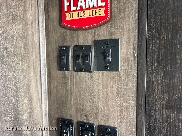 image for item YA1609 2020 Heartland  Wilderness camper