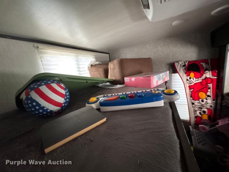 image for item YA1609 2020 Heartland  Wilderness camper