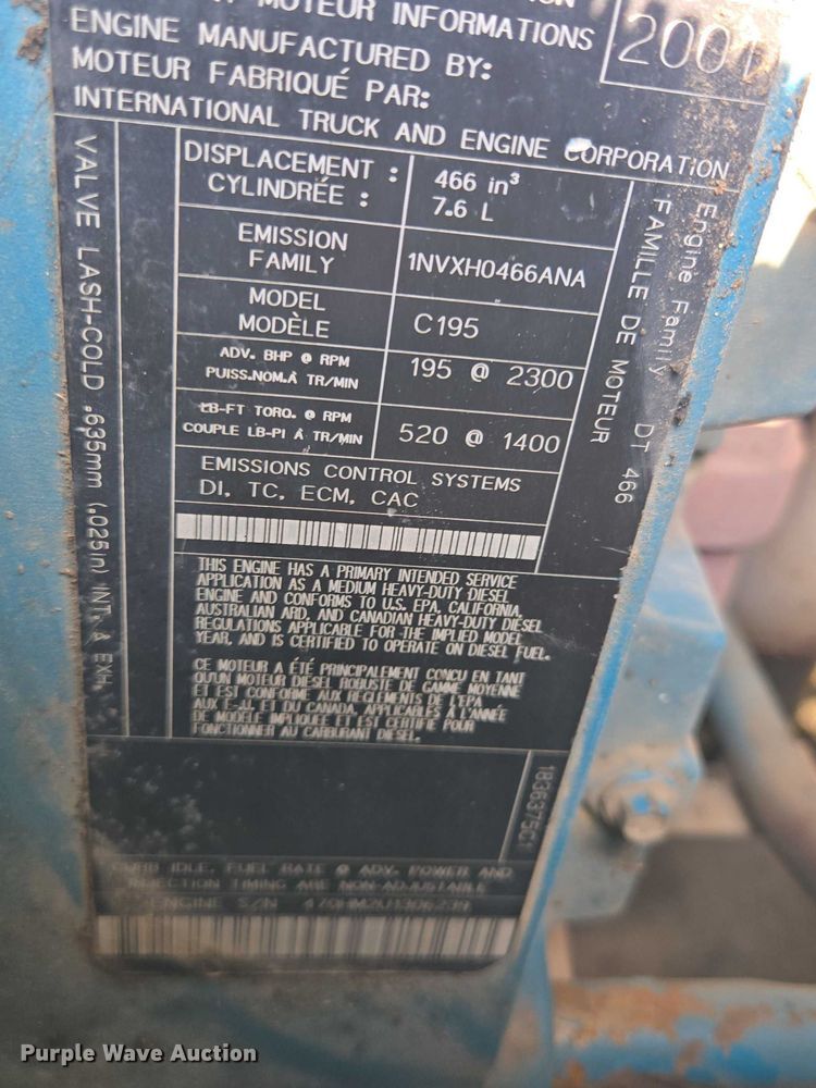 image for item DE2196 2002 International 4300 dump truck