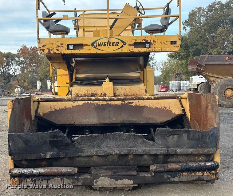 image for item DJ7943 2010 Weiler E1250A remixing transfer vehicle