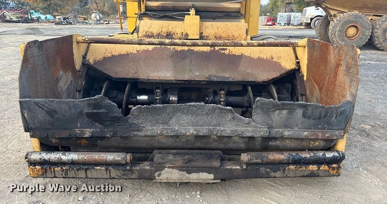 image for item DJ7943 2010 Weiler E1250A remixing transfer vehicle