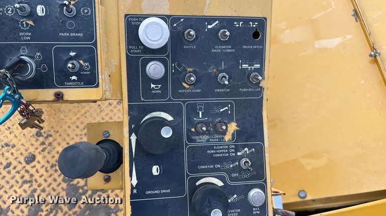 image for item DJ7943 2010 Weiler E1250A remixing transfer vehicle