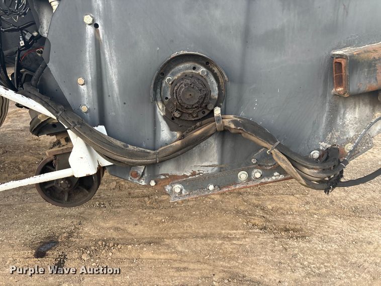 image for item DJ7977 1996 Roadtec Shuttle Buggy 2500 material transfer vehicle