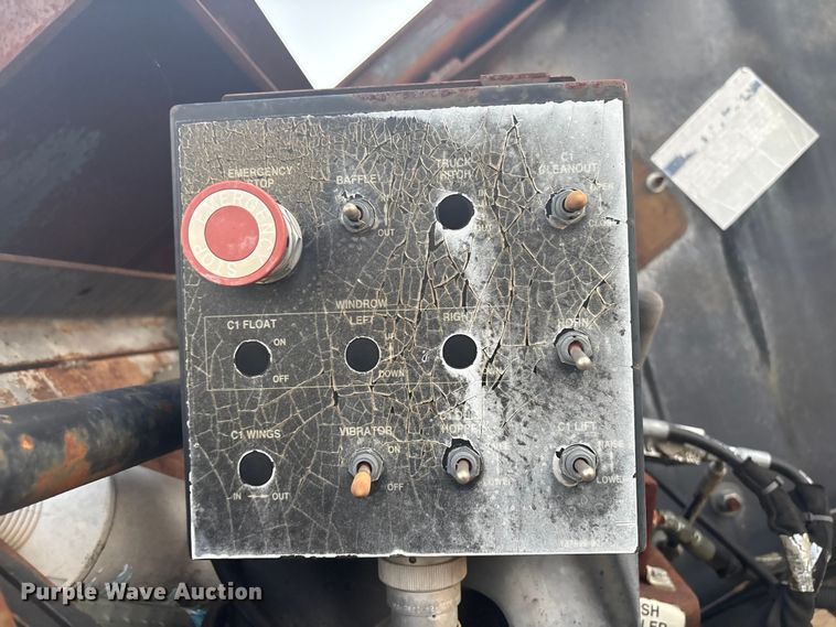 image for item DJ7977 1996 Roadtec Shuttle Buggy 2500 material transfer vehicle