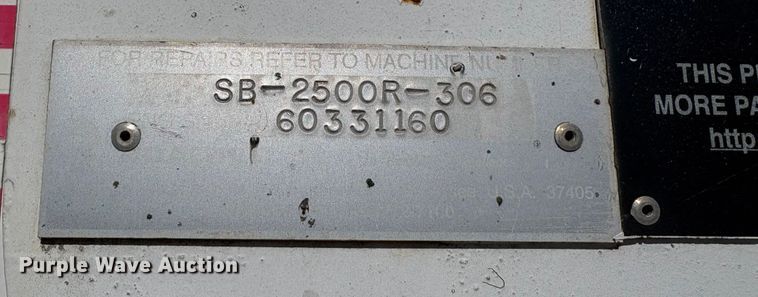 image for item DJ7977 1996 Roadtec Shuttle Buggy 2500 material transfer vehicle