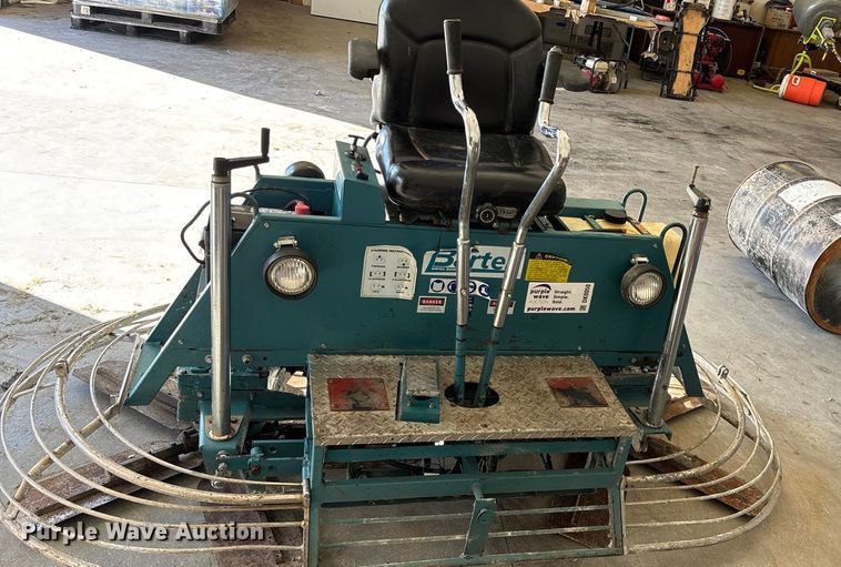 image for item DK0050 Bartell TS96 power trowell