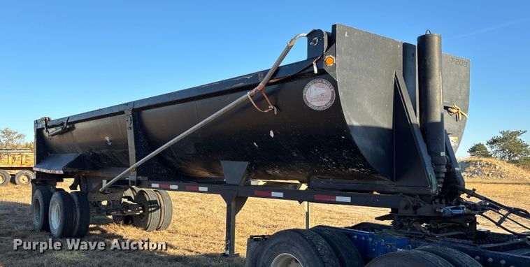 image for item DK0057 2006 Construction trailer specialists HRD-32 side dump trailer