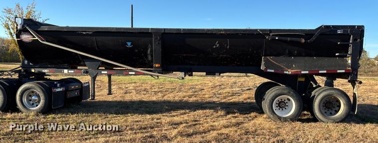 image for item DK0057 2006 Construction trailer specialists HRD-32 side dump trailer