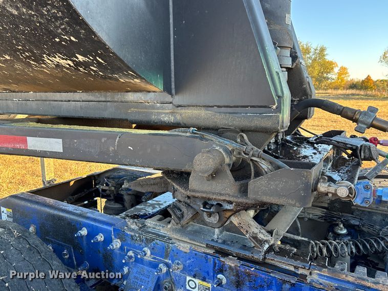 image for item DK0057 2006 Construction trailer specialists HRD-32 side dump trailer