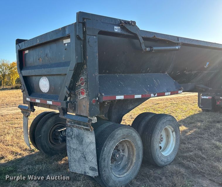 image for item DK0057 2006 Construction trailer specialists HRD-32 side dump trailer