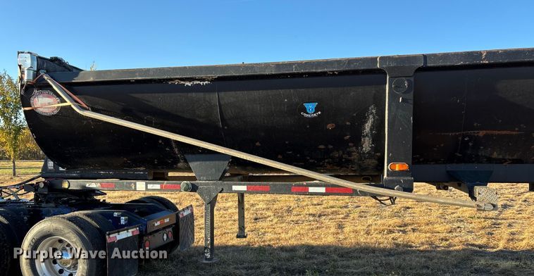 image for item DK0057 2006 Construction trailer specialists HRD-32 side dump trailer