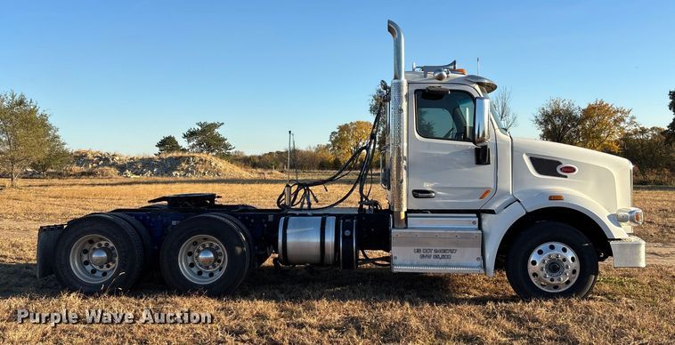 CAMIóN 2016 PETERBILT