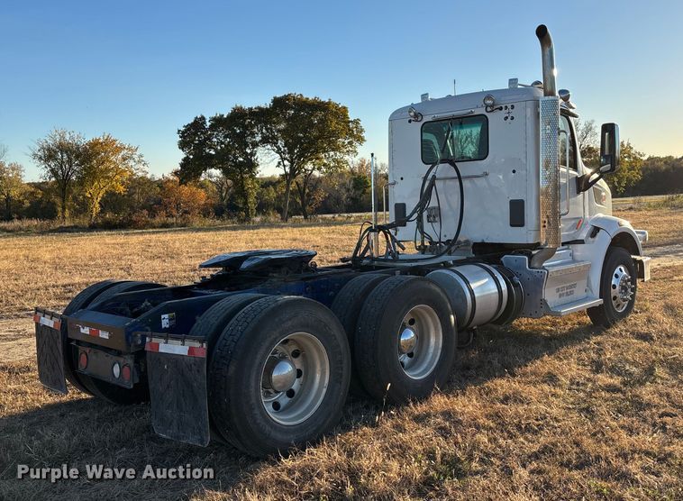 CAMIóN 2016 PETERBILT