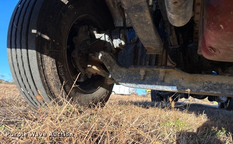 image for item DK0058 2016 Peterbilt 567 semi truck