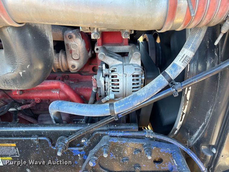 image for item DK0058 2016 Peterbilt 567 semi truck