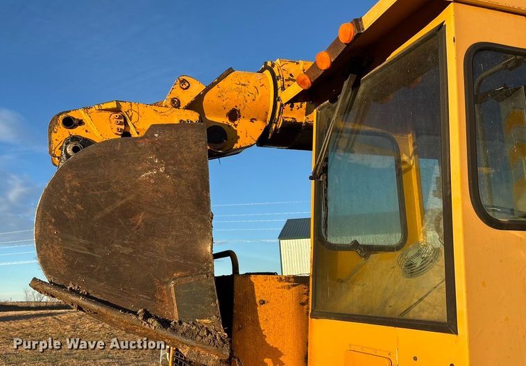 image for item DK0116 Badger 670 Hydro-Scopic wheeled excavator