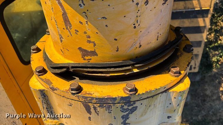 image for item DK0116 Badger 670 Hydro-Scopic wheeled excavator