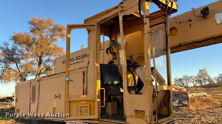 image for item DK0116 Badger 670 Hydro-Scopic wheeled excavator