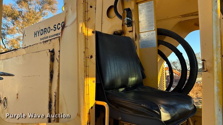 image for item DK0116 Badger 670 Hydro-Scopic wheeled excavator