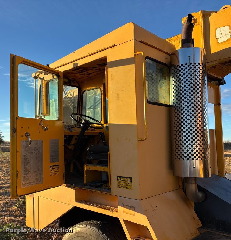 image for item DK0116 Badger 670 Hydro-Scopic wheeled excavator