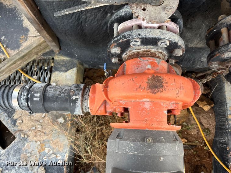 image for item DK0128 Frac tank trailer